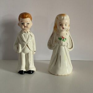 Vintage salt and pepper shakers bride and groom Japan